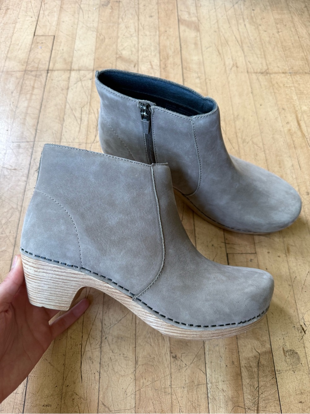 DANSKO Maria Clog Boot Grey Taupe Nubuck Leather Zip Up 39